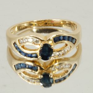 14ct Yellow Gold Sapphire Ring Hallmark UK Size M1/2 Pre Owned