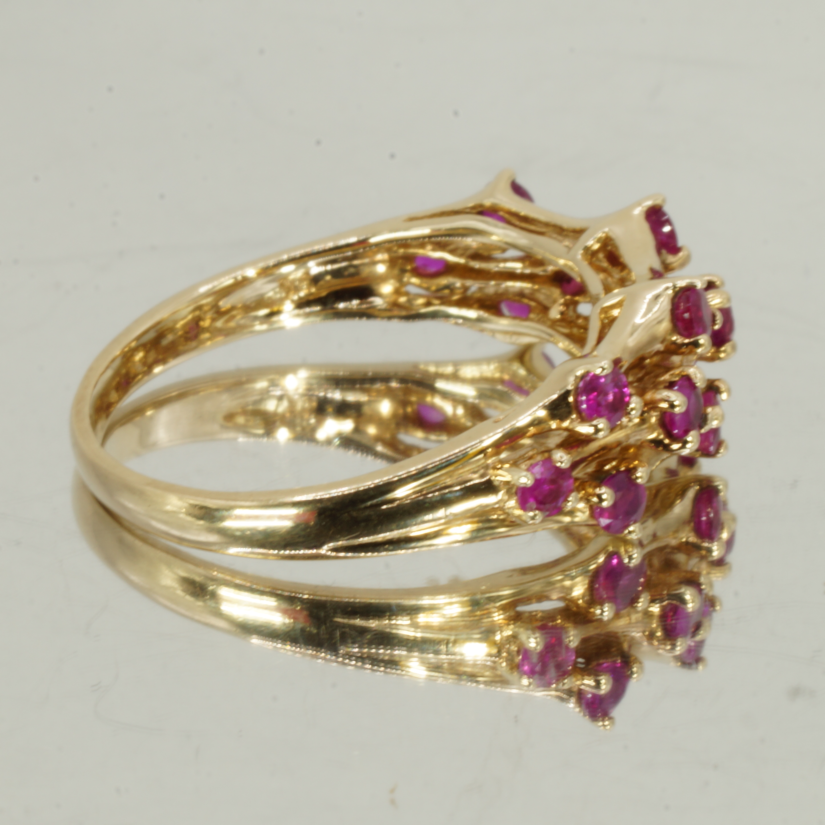 9ct Gold Multi Ruby Ring Hallmark UK Ring Size Q1/2 Pre Owned - Image 2