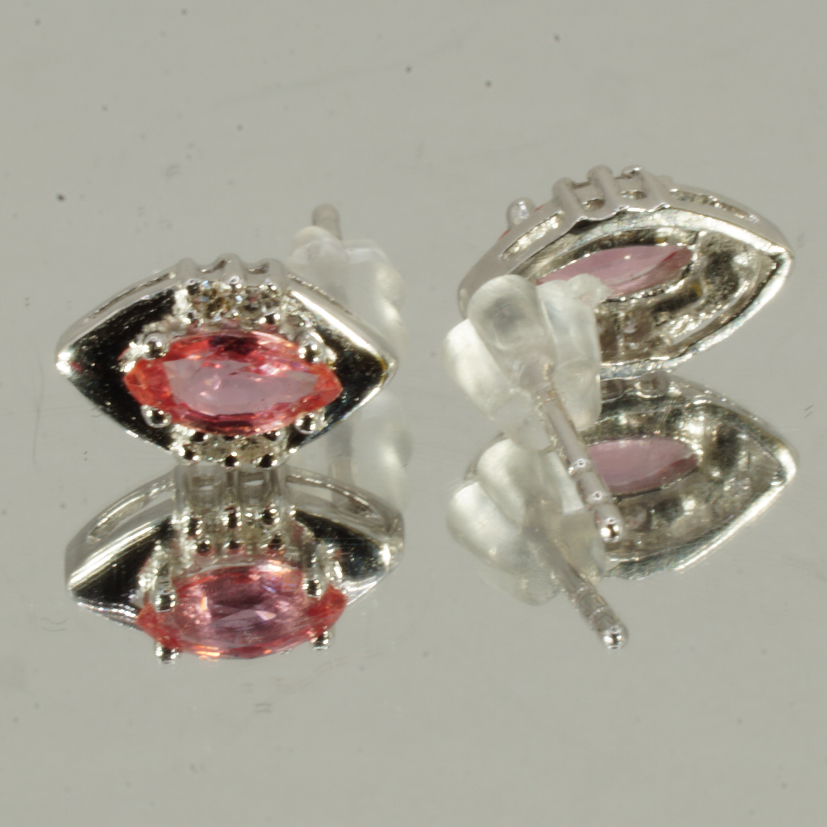 18ct White Gold Ruby Diamond Stud Earrings Hallmark Pre Owned - Image 3