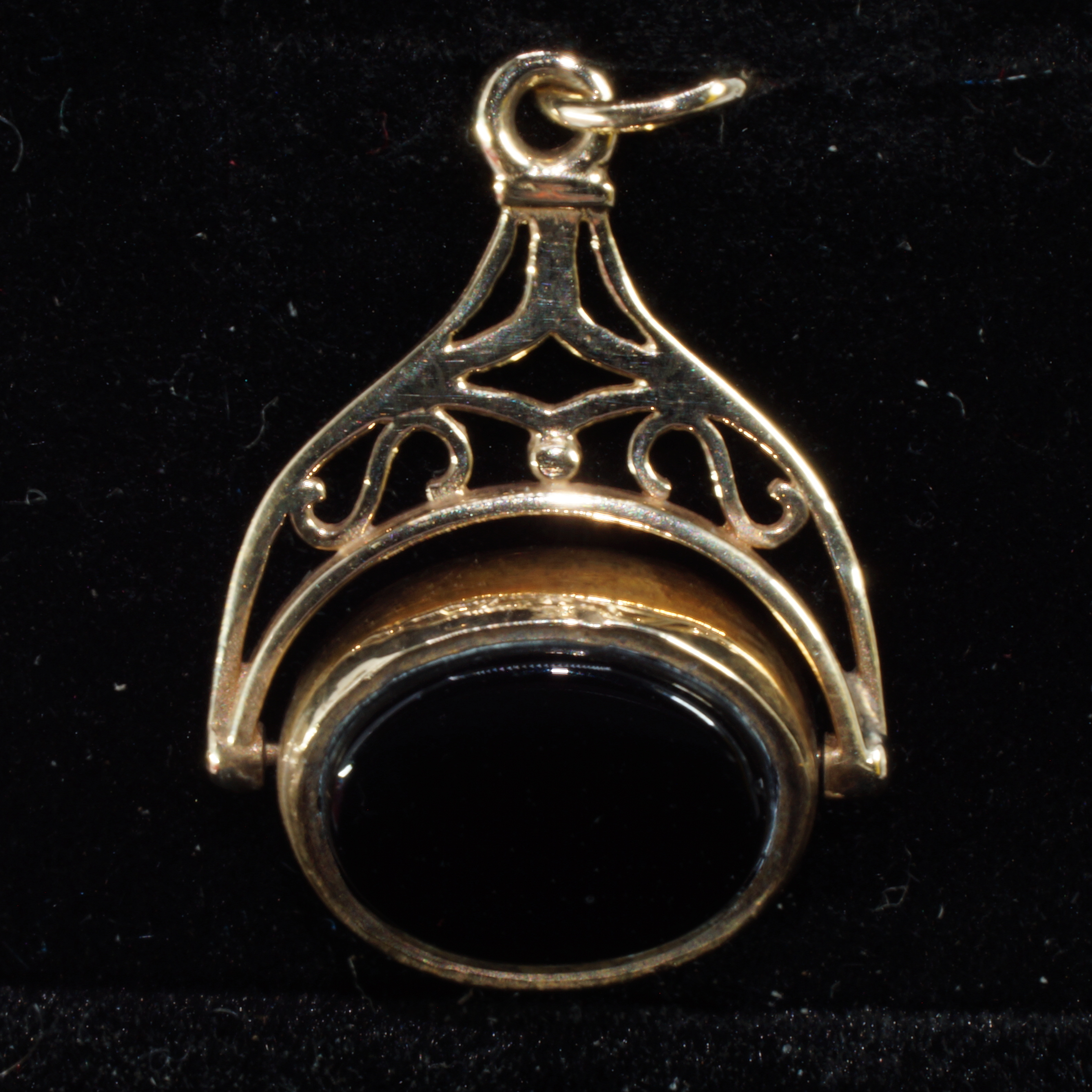 9ct Gold Dainty Spinning Fob Swivel Pendant Hallmark Pre Owned - Image 2