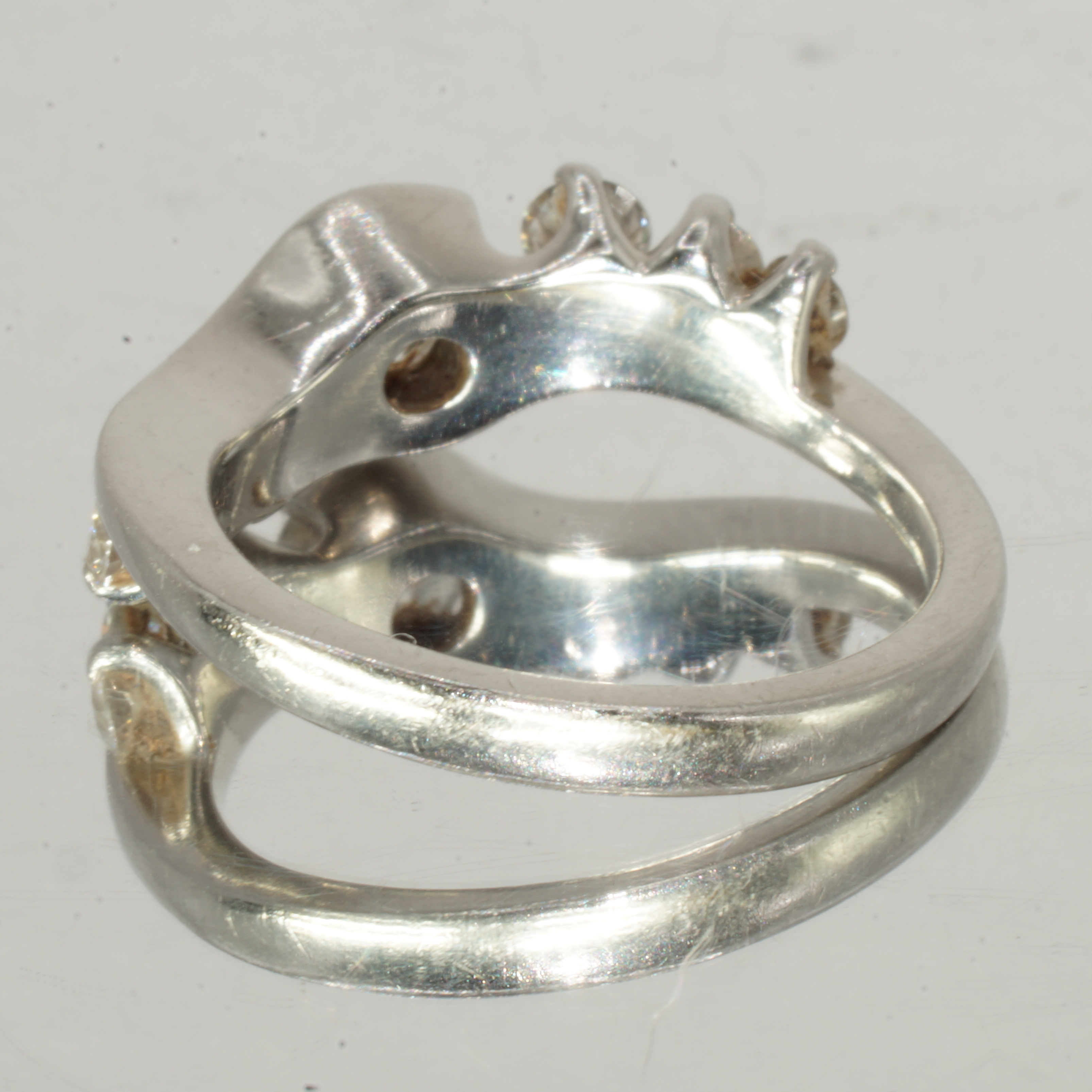 Platinum Ring with 1ct Total Diamond Weight UK Size L Pre Owned - Image 4