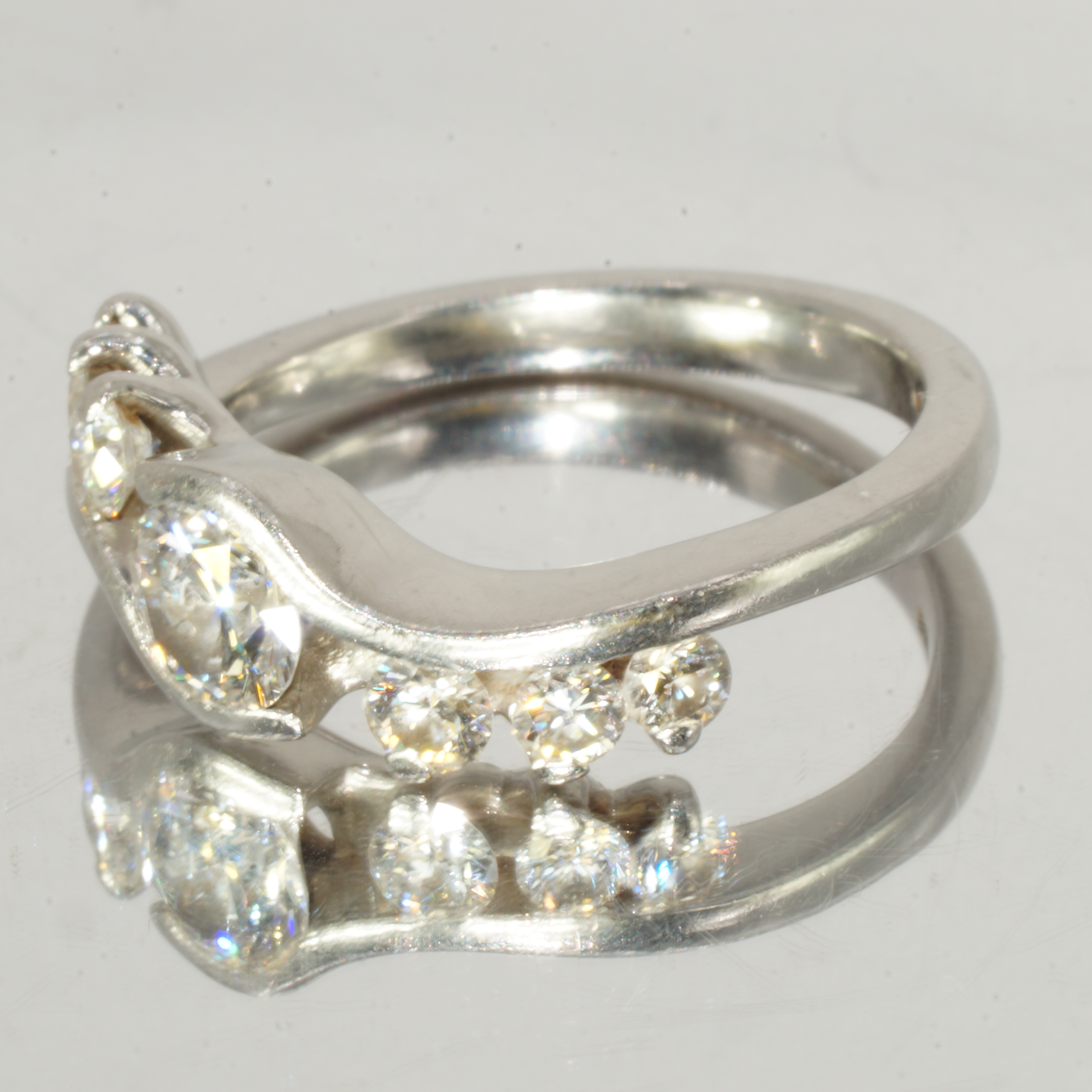 Platinum Ring with 1ct Total Diamond Weight UK Size L Pre Owned - Image 2