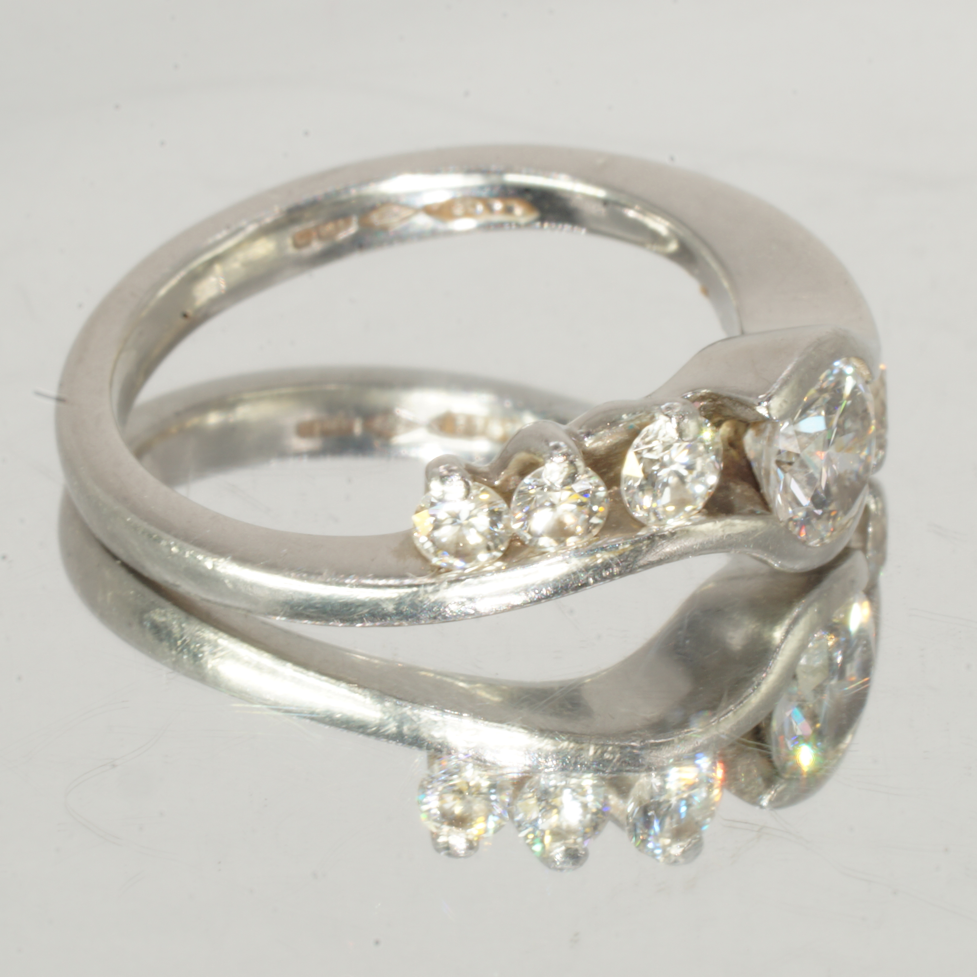 Platinum Ring with 1ct Total Diamond Weight UK Size L Pre Owned - Image 3