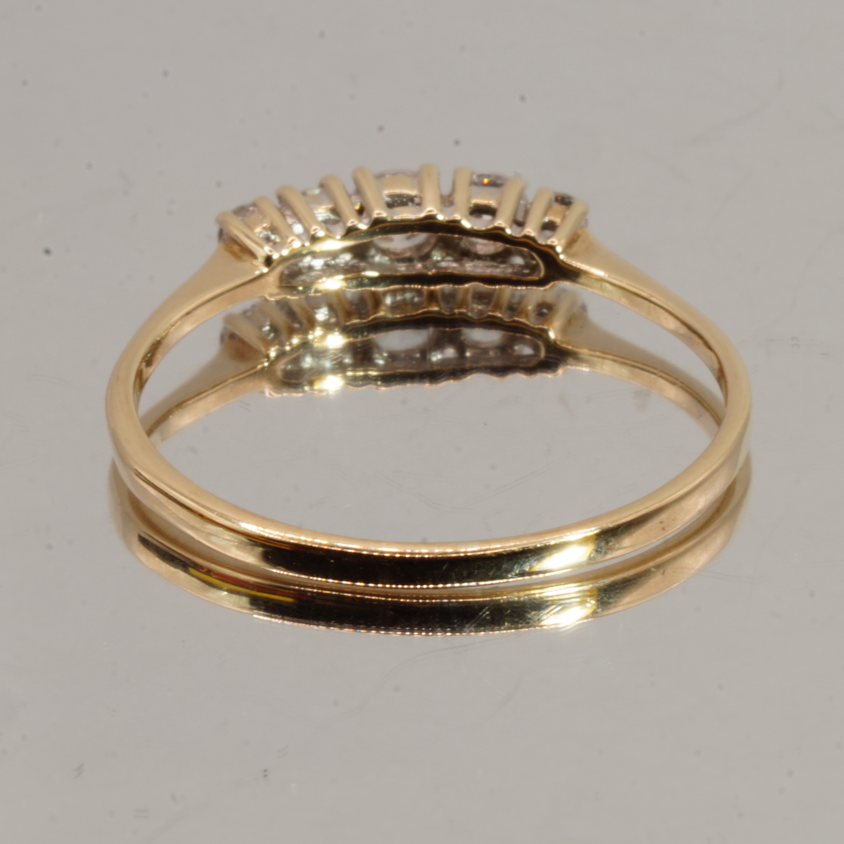 9ct Gold 5 Stone Stacking Ring Hallmark UK Size V Pre Owned - Image 4